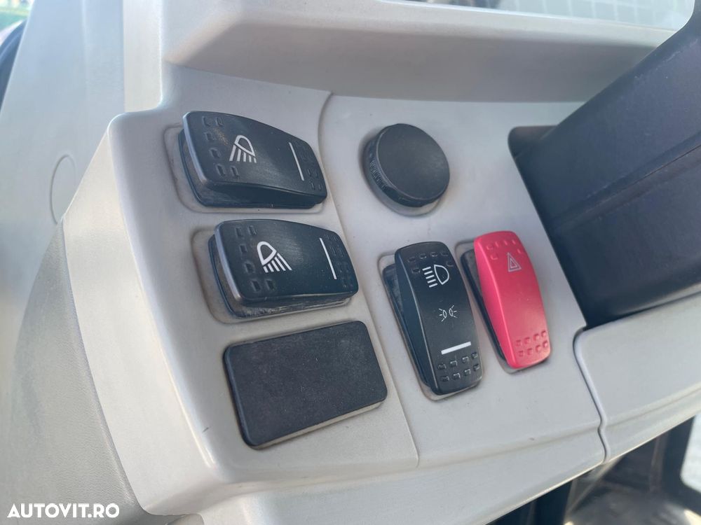 Massey Ferguson 5480 DYNA 4 - 25