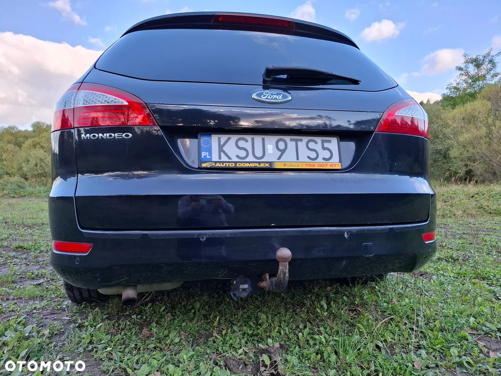 Ford Mondeo 2.0 Ambiente - 30