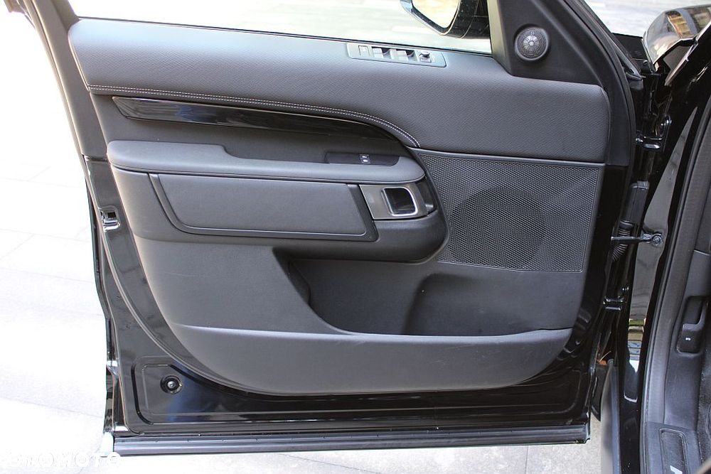 Land Rover Discovery 2.0 P300 R-Dynamic S - 35