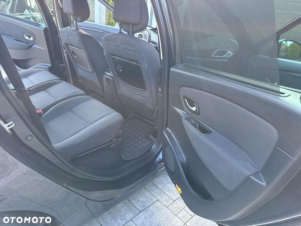 Renault Grand Scenic 1.9 dCi Tech Run - 22