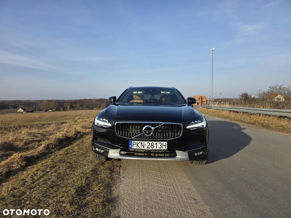 Volvo V90 Cross Country T6 AWD - 4