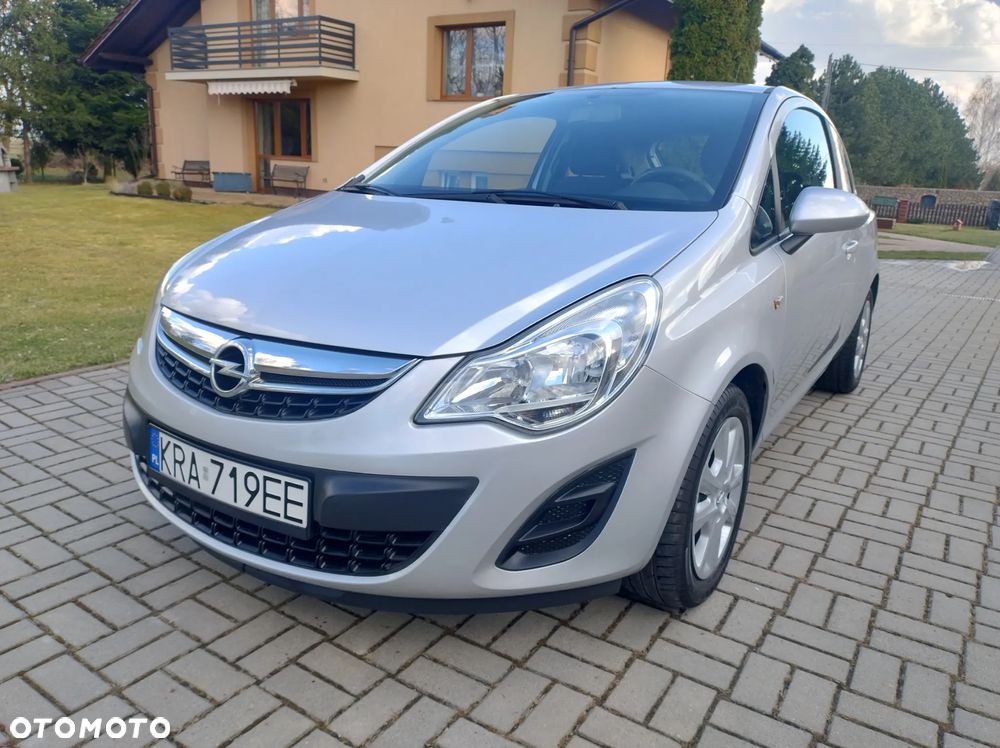Opel Corsa 1.2 16V Cosmo - 15