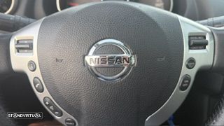 Nissan Qashqai 1.5 dCi Tekna Premium 17 - 11