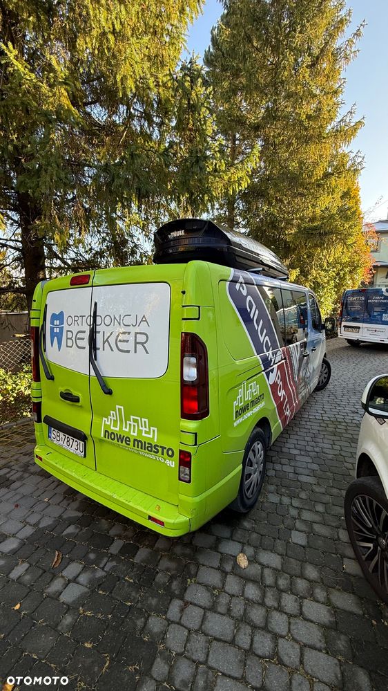 Opel Vivaro 2015 photo 2