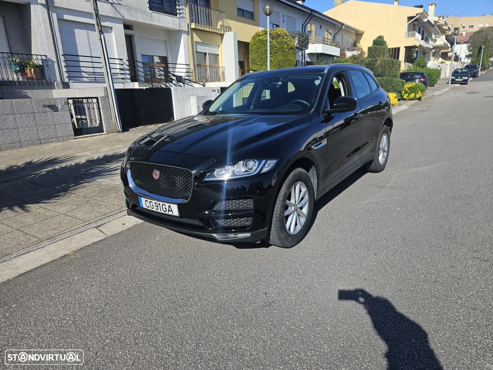 Jaguar F-Pace 2.0 i4D Pure - 1