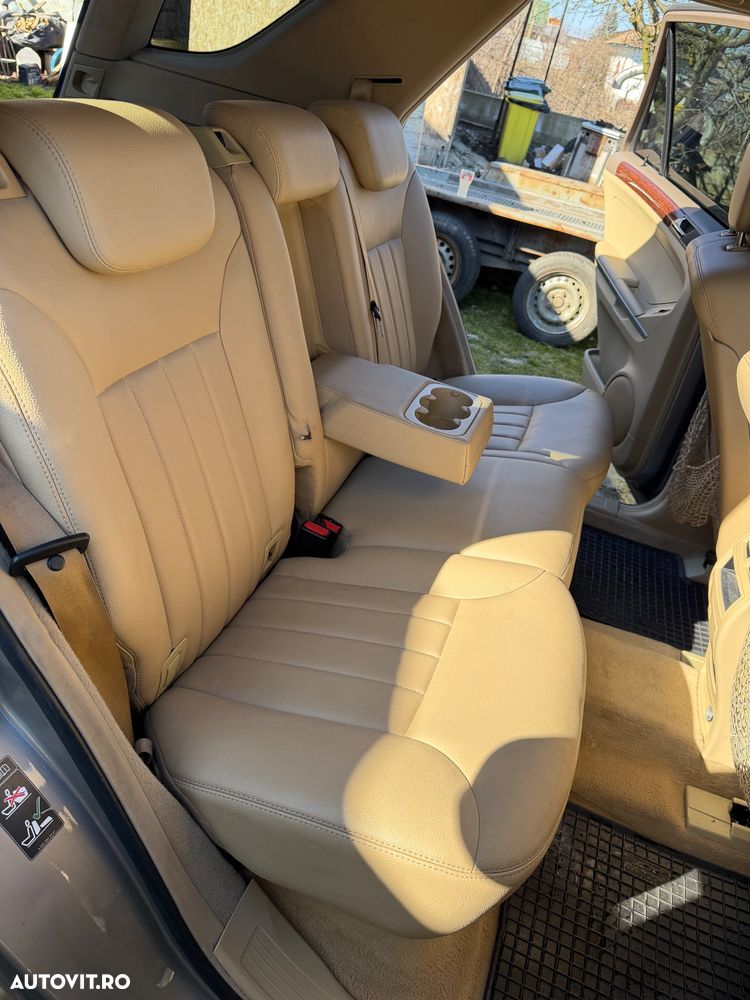 Mercedes-Benz ML - 23