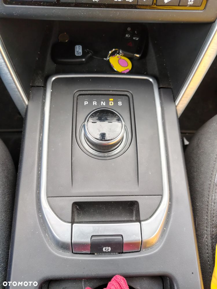 Land Rover Discovery Sport 2.0 TD4 SE - 10