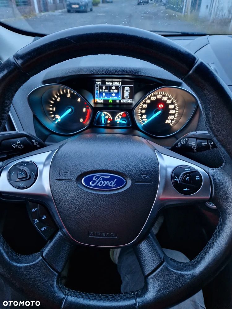 Ford Kuga 2.0 TDCi 4x4 Titanium - 2