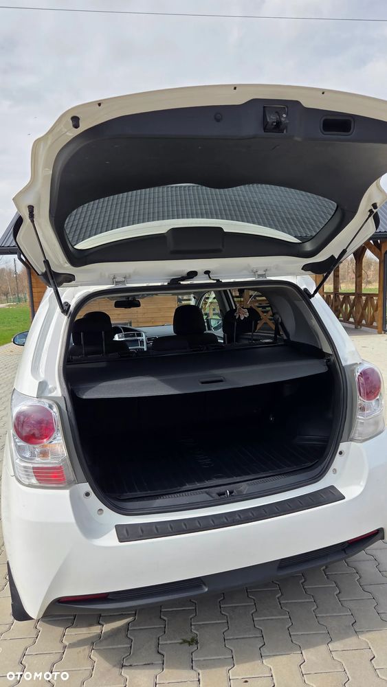 Toyota Verso 1.8 Premium - 5