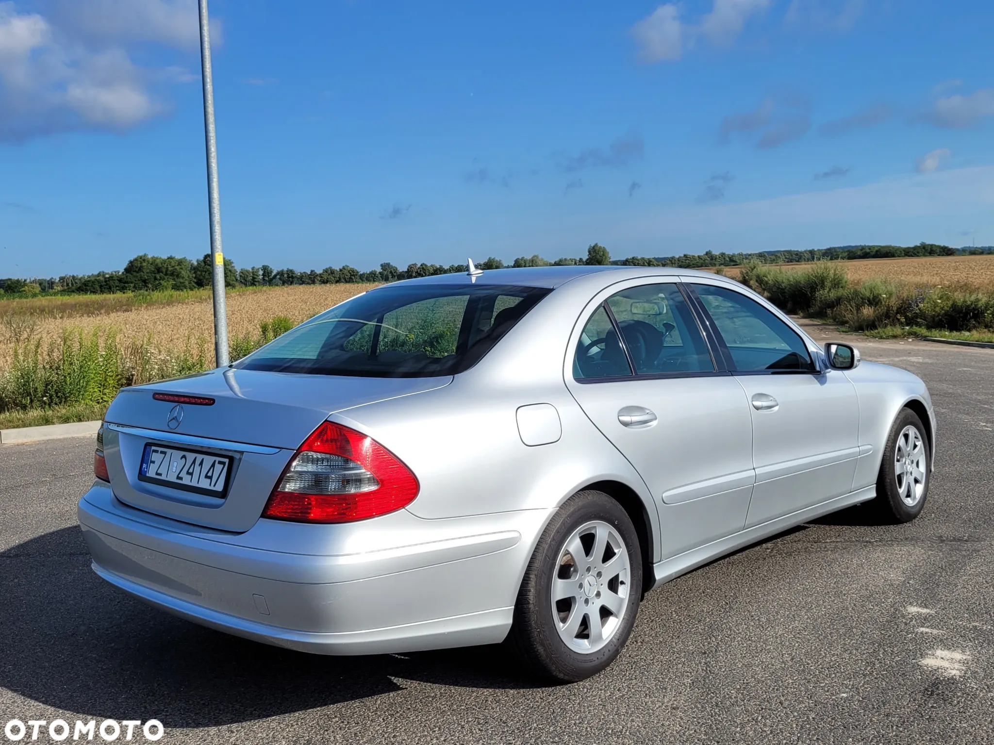Mercedes-Benz Klasa E - 11