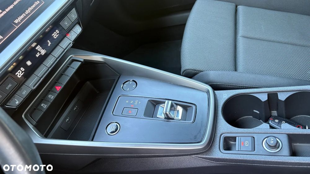 Audi A3 Limousine 35 TFSI mHEV S tronic - 27