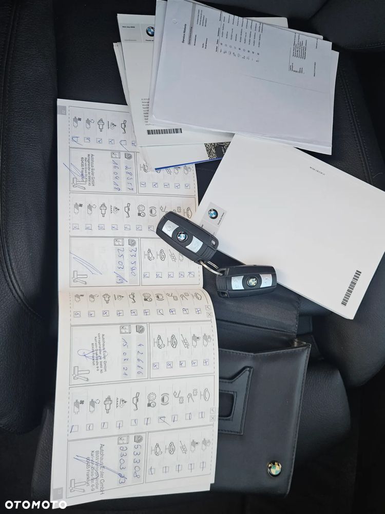 BMW X1 sDrive18i - 38