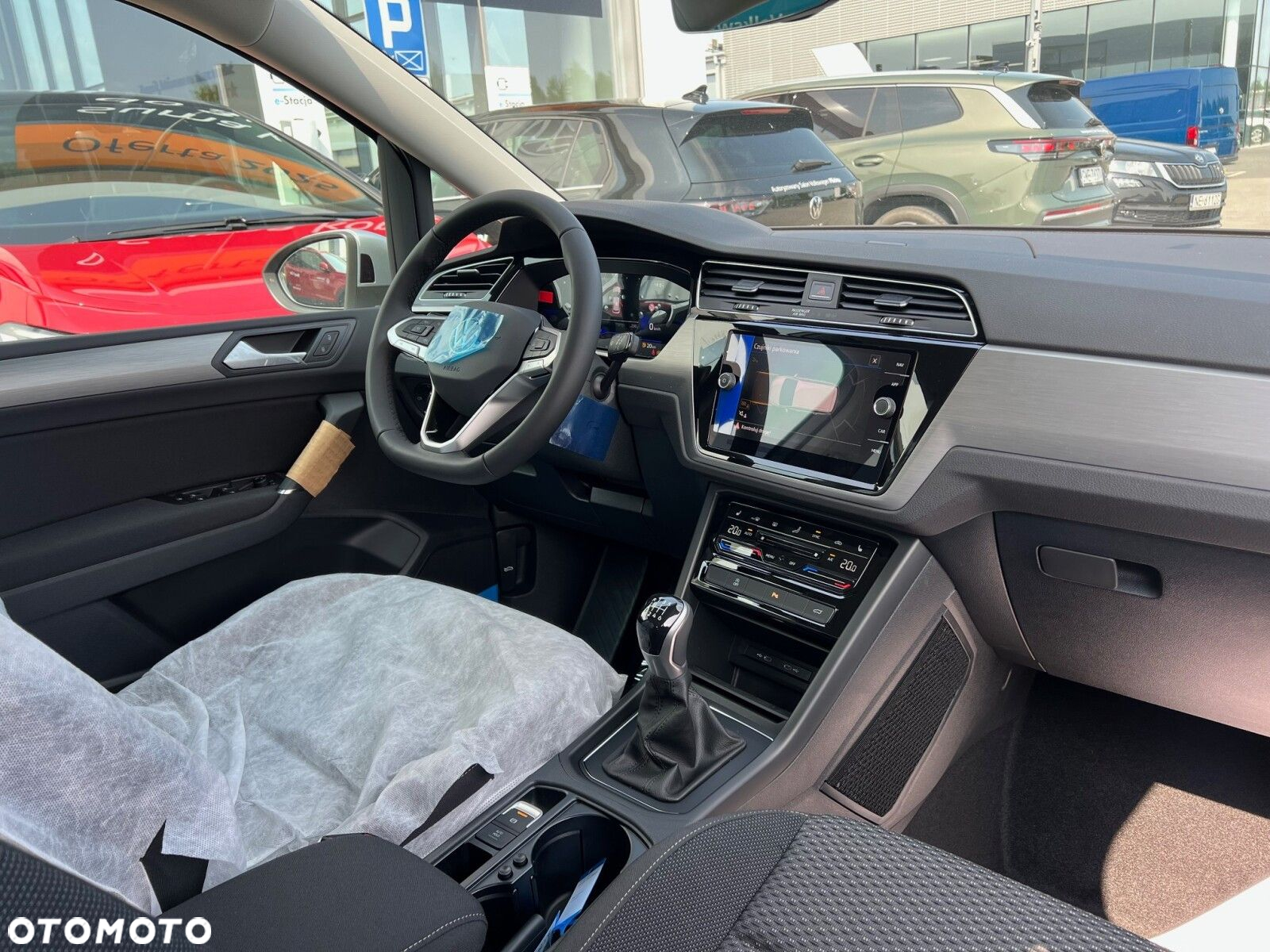 Volkswagen Touran 1.5 TSI EVO Comfortline Plus - 9