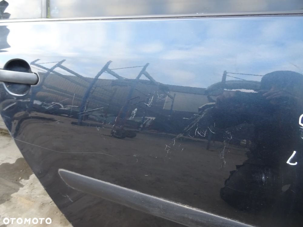 Drzwi VW Golf V Prawy Tył Lakier(LC5P) - 4