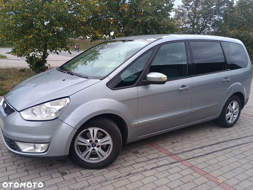 Ford Galaxy 1.8 TDCi Ambiente - 2