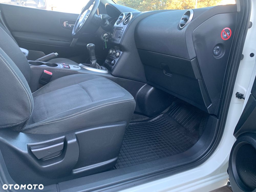 Nissan Qashqai - 11
