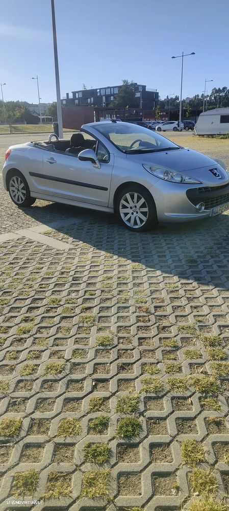 Peugeot 207 CC 1.6 HDi FAP - 4