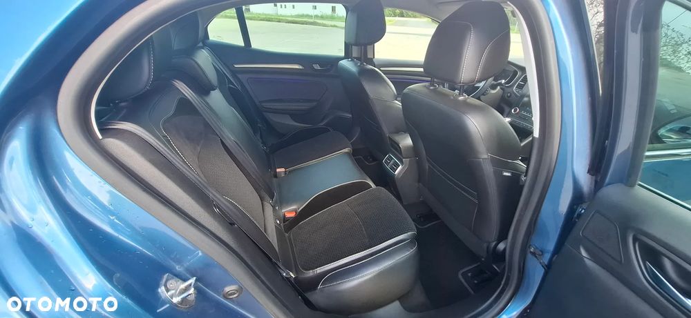 Renault Megane ENERGY TCe 130 BUSINESS - 25