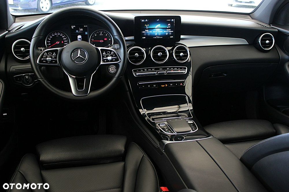 Mercedes-Benz GLC - 11
