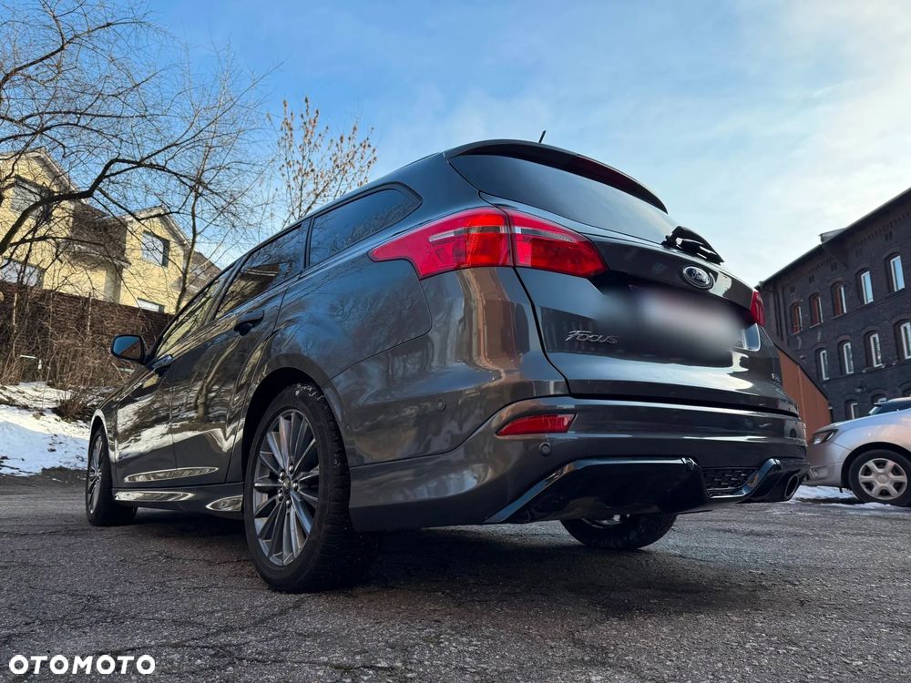 Ford Focus 1.5 EcoBoost ST-Line - 9