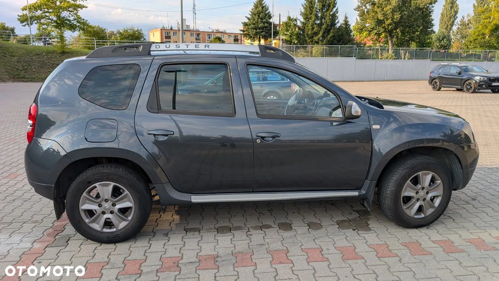 Dacia Duster 1.6 Laureate 4x4 - 6