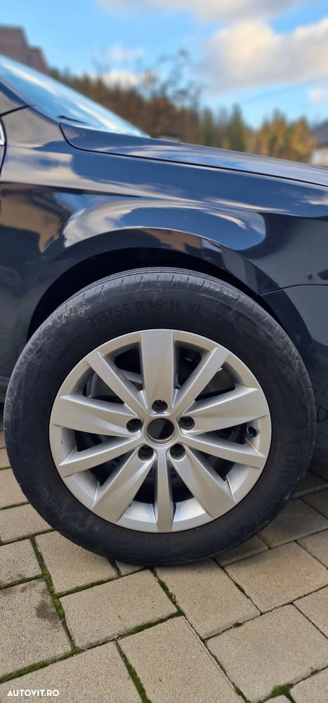 Volkswagen Passat - 24