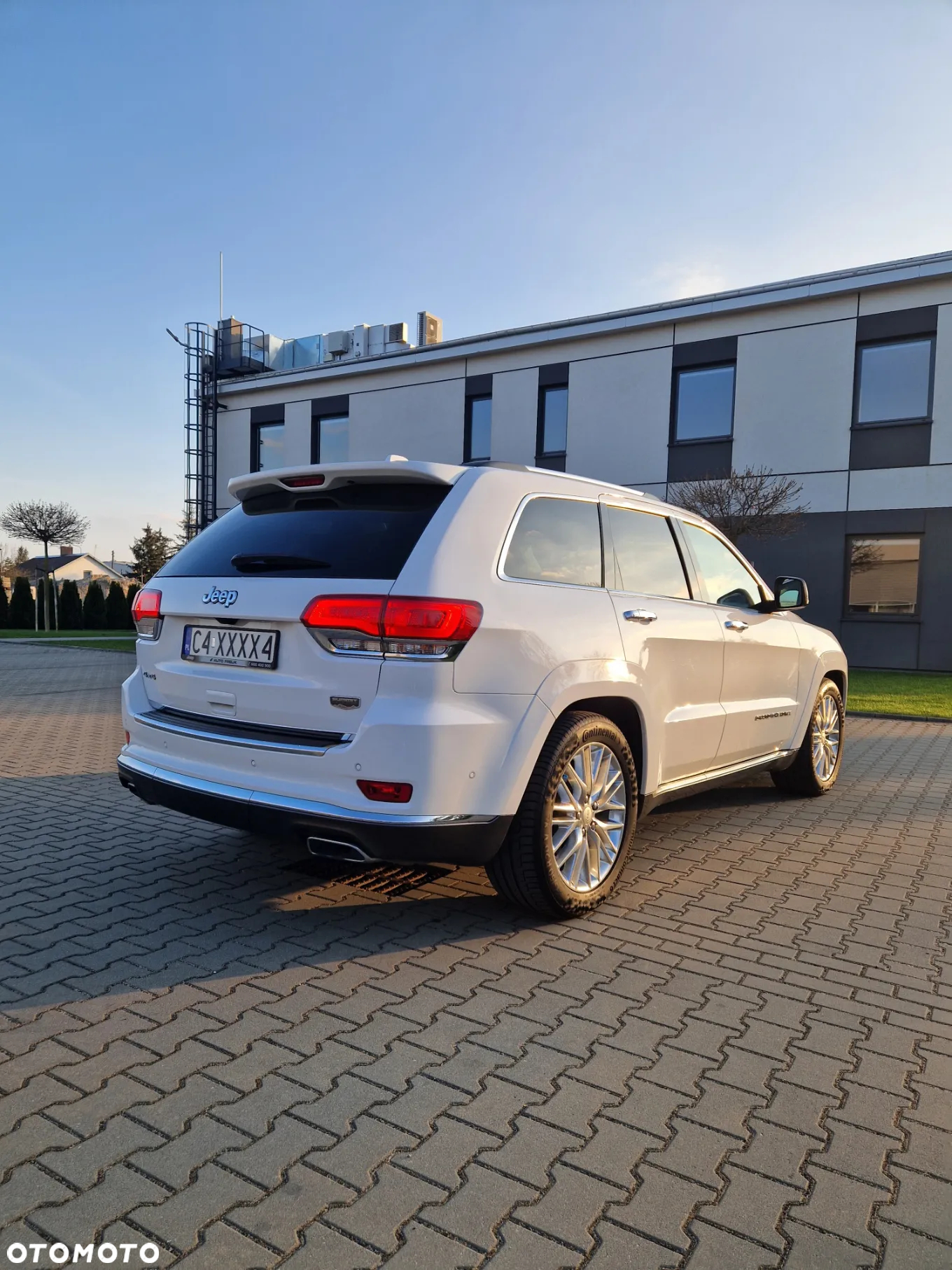 Jeep Grand Cherokee 3.0 CRD Overland Summit - 6