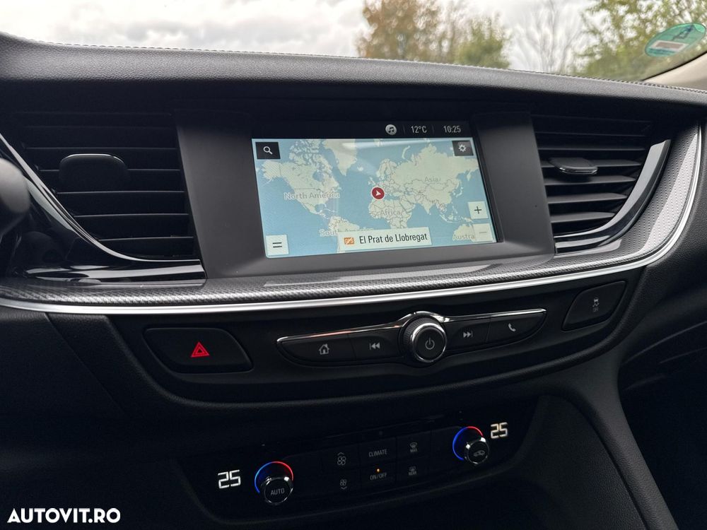 Opel Insignia - 8