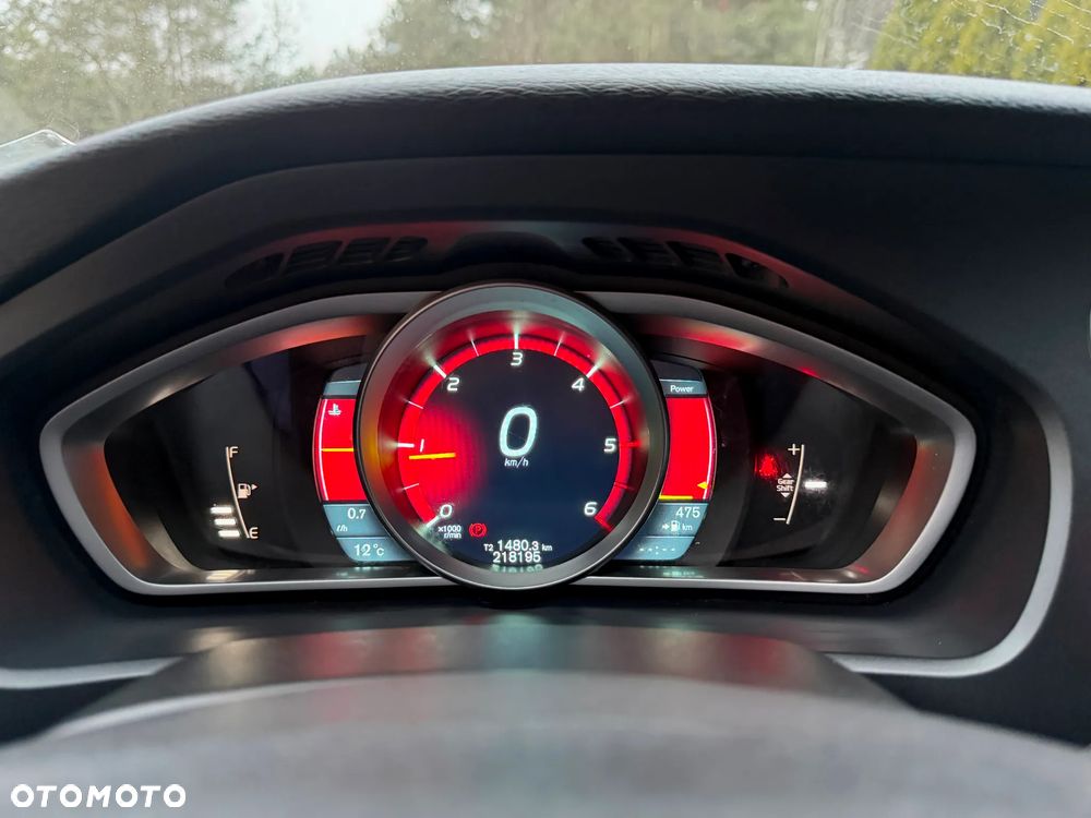 Volvo V40 D2 R-Design Kinetic - 27