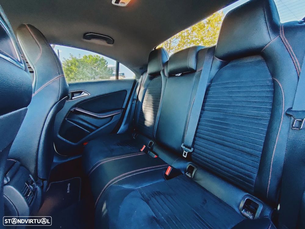 Mercedes-Benz CLA 200 CDI AMG Line - 16