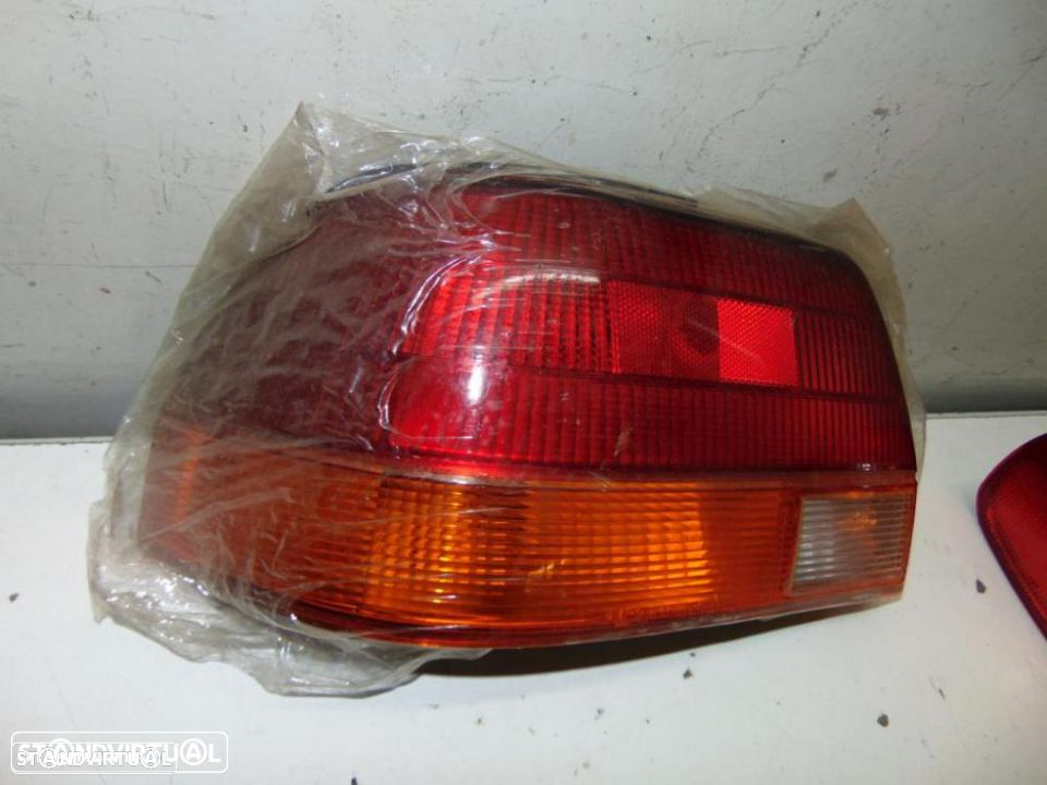 Toyota Corolla AE110 95 farolim - 2
