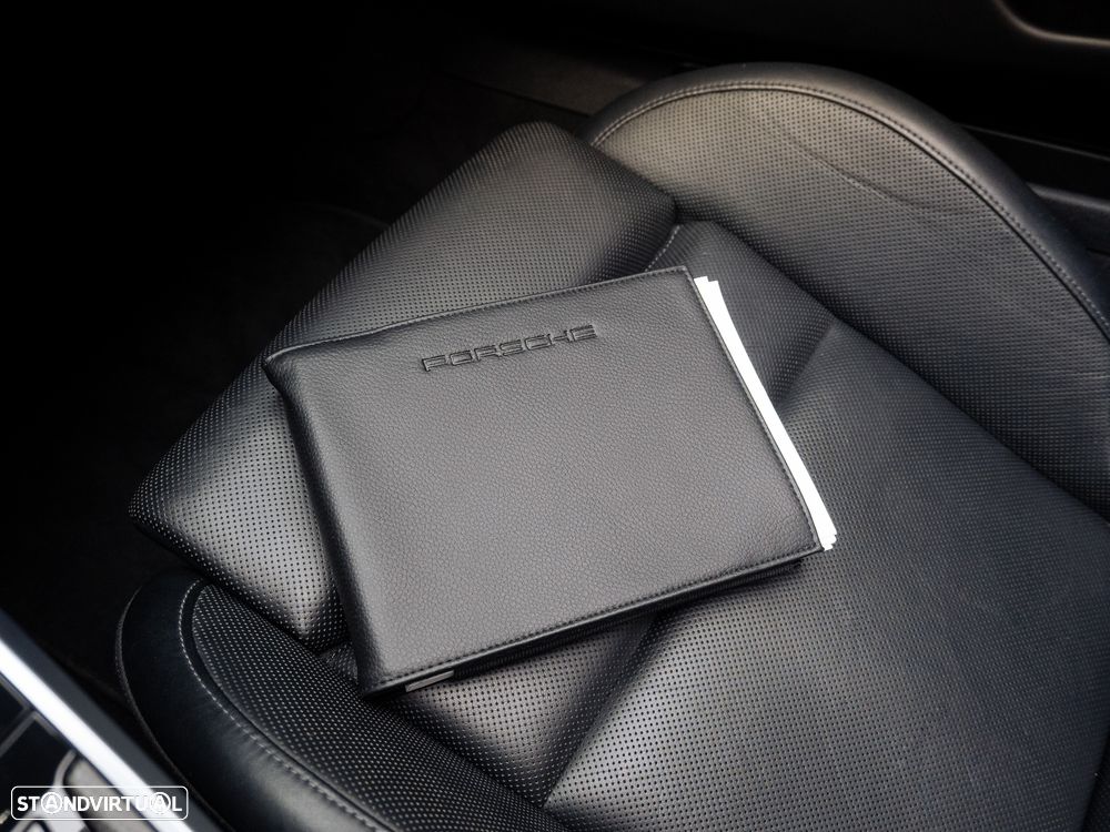 Porsche 911 (992) Turbo S PDK - 50