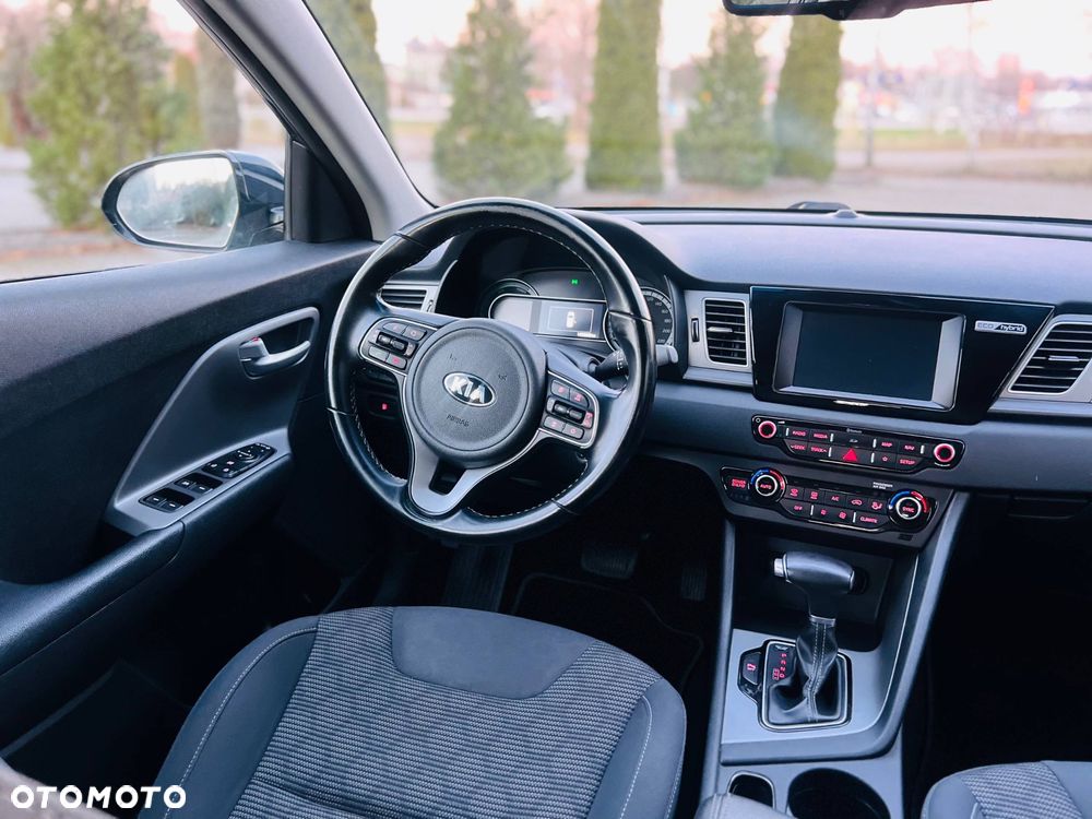 Kia Niro 1.6 GDI Hybrid L - 20