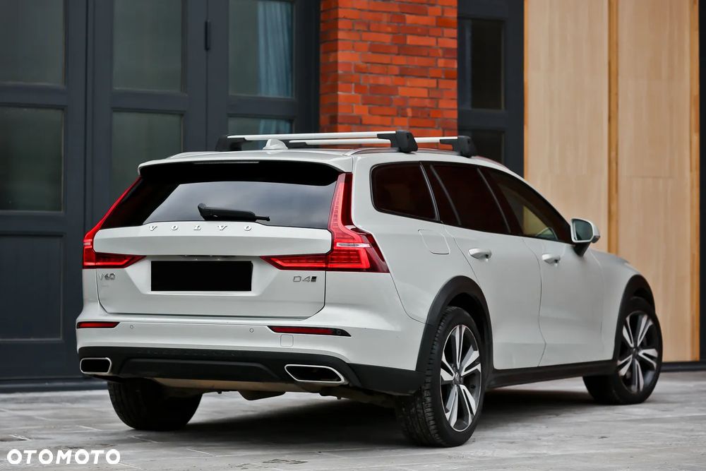Volvo V60 Cross Country D4 AWD Geartronic Pro - 15