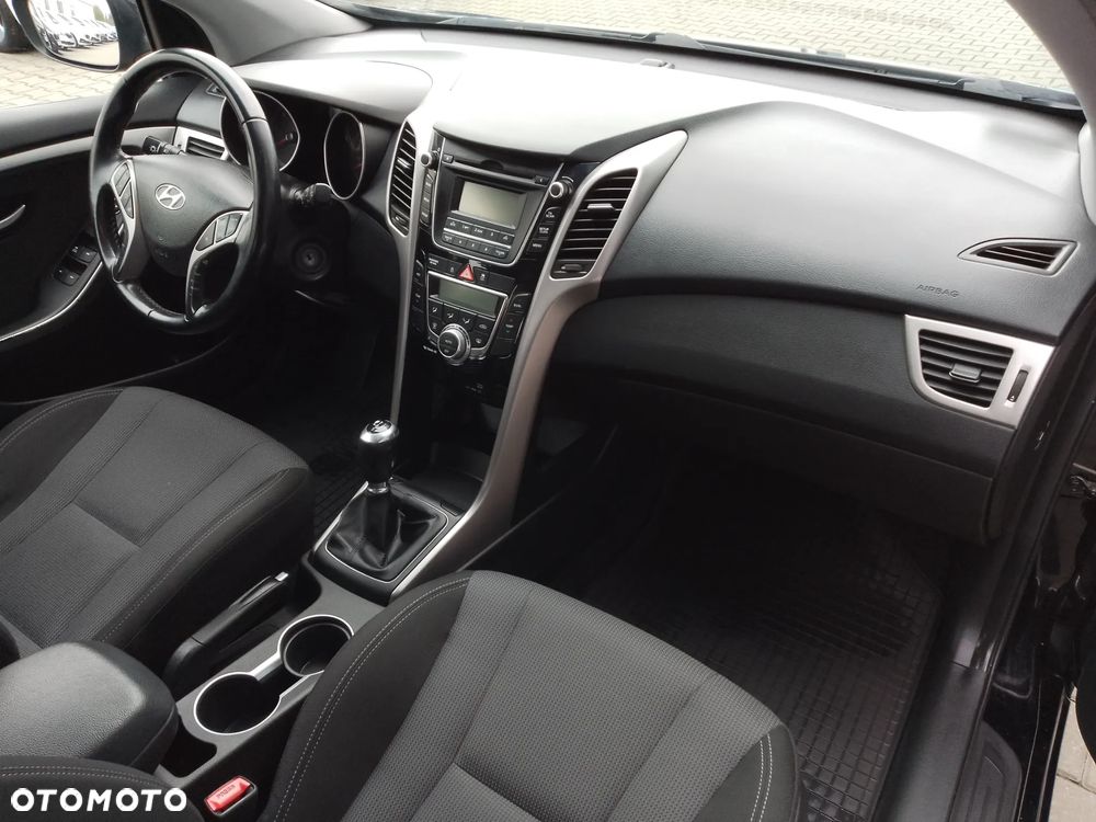 Hyundai i30 1.6 CRDi BlueDrive Comfort - 15