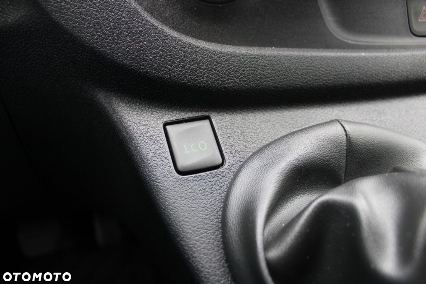 Renault TRAFIC - 33