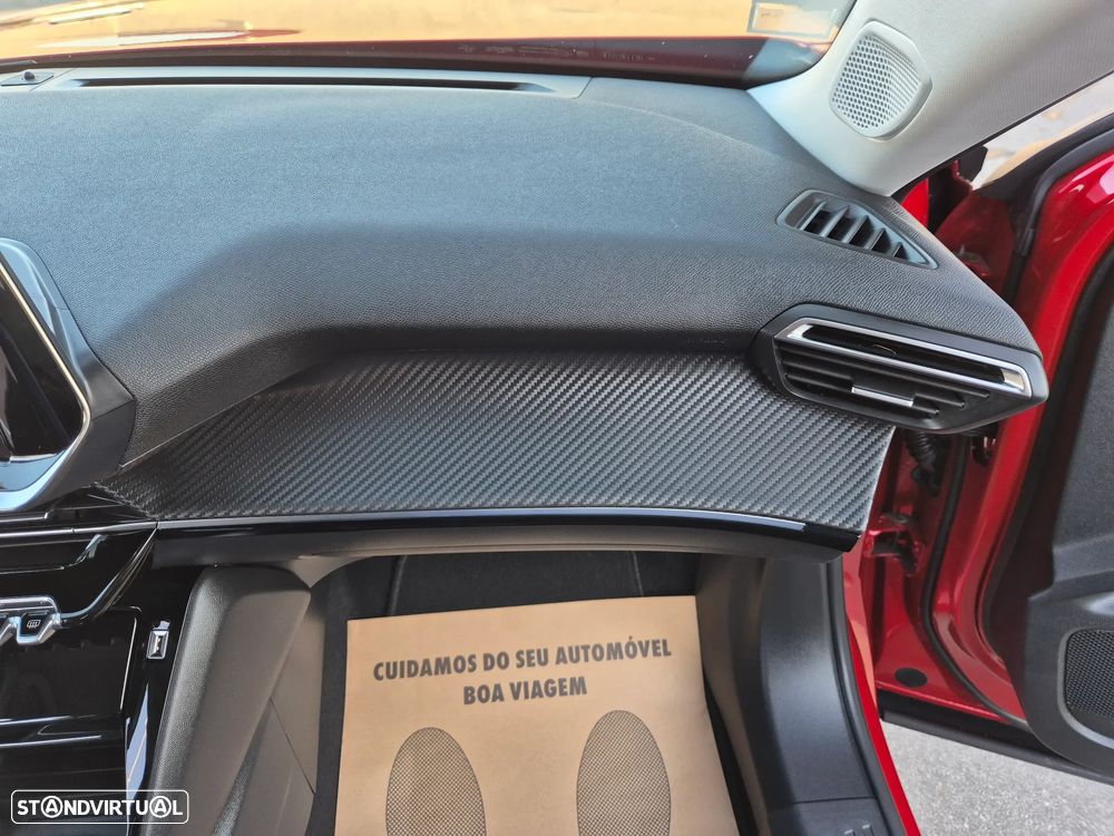 Peugeot 2008 1.2 PureTech Allure Pack - 45