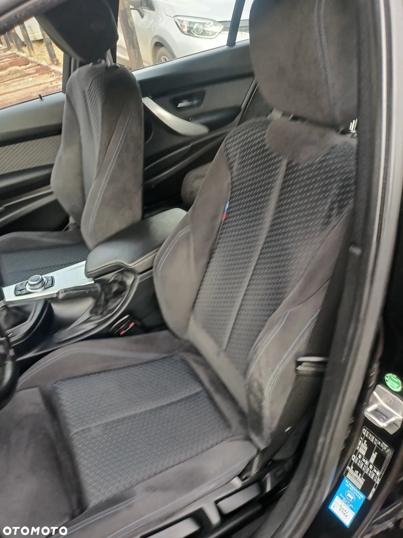 BMW Seria 3 318i GPF Sport Line Shadow - 8