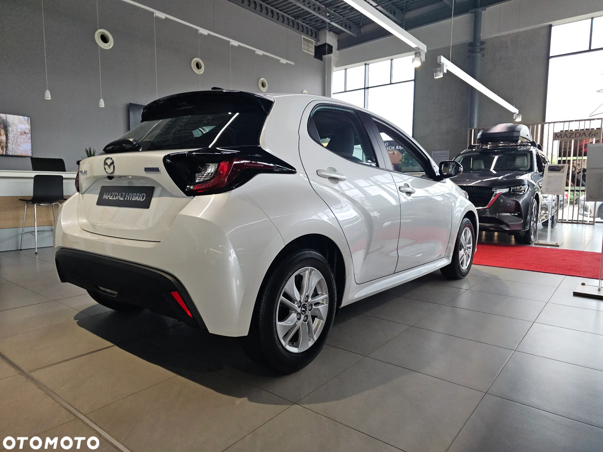 Mazda 2 - 5