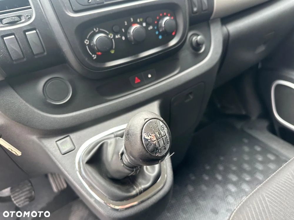Renault TRAFIC - 18