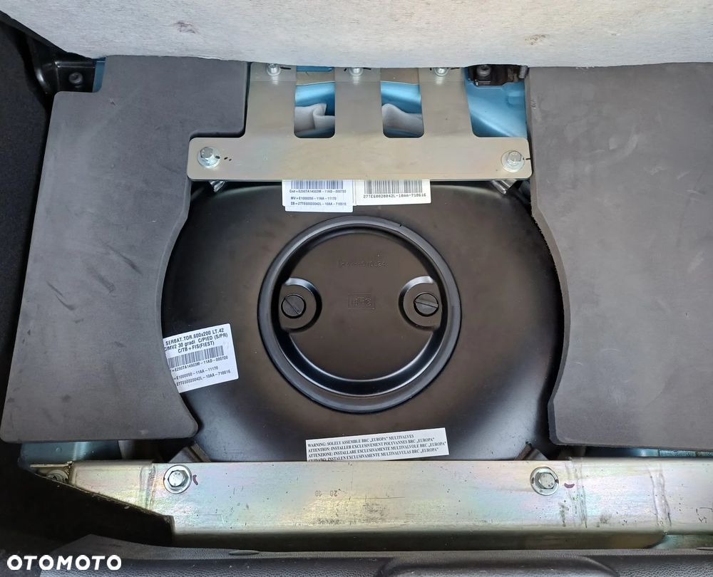 Ford Fiesta 1.4 Titanium - 30