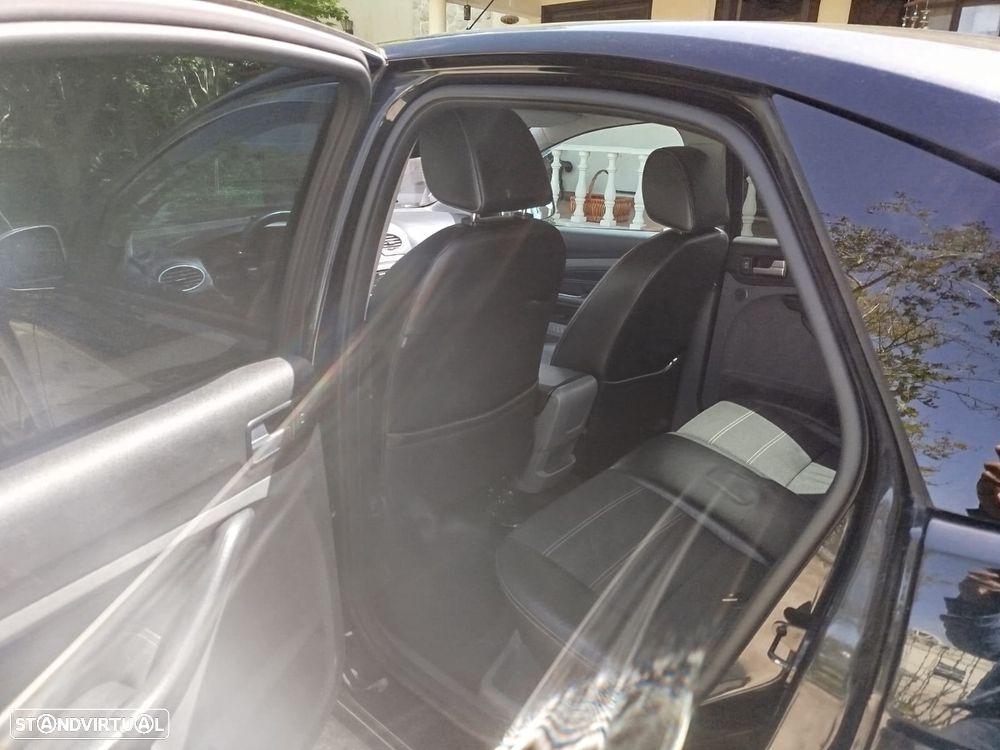 Ford Focus 1.6 TDCi Titanium - 30