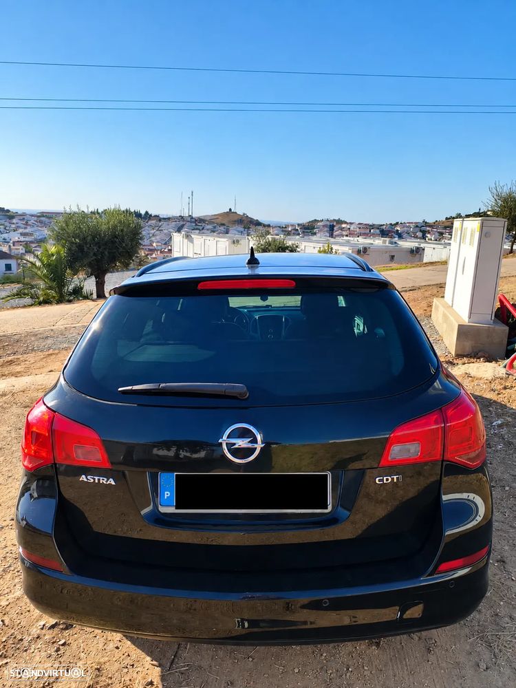 Opel Astra Sports Tourer - 16