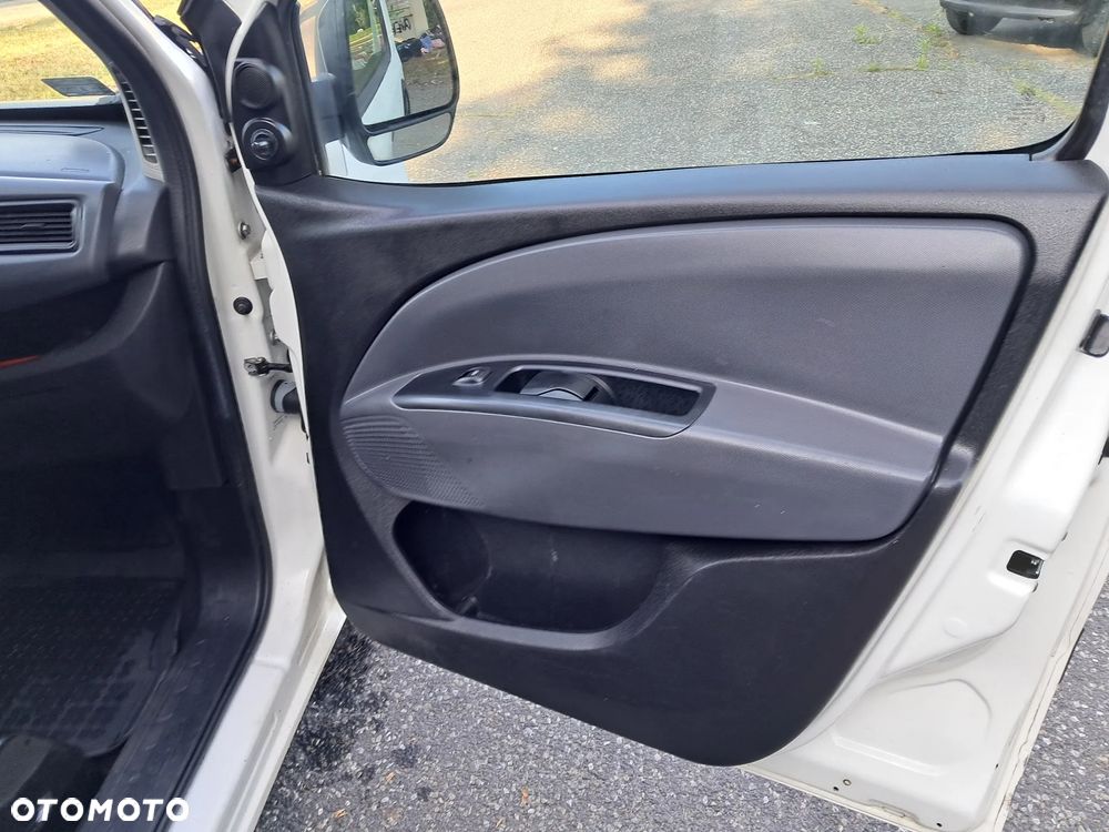 Fiat DOBLO - 18