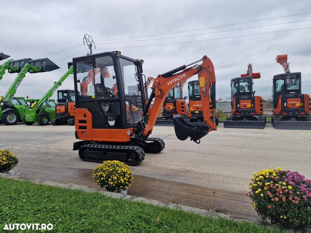 Hitachi ZX19, Masa operat 2tone, 2019, 1.596h, LAMA, CUPLA RAPIDA+3 CUPE, Senile extensibile, latime strans 0,98m, Inst picon, cabina, radio, senile 80% ok, STARE FOARTE BUNA, posibilitate leasing 4 ani, rata lunara 2.000 lei-PROMOTIE-17.900EUR+Tva - 8