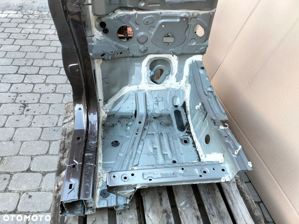NISSAN LEAF II ZE1 ĆWIARTKA SŁUPEK LEWY PRZÓD  CAN G - 4