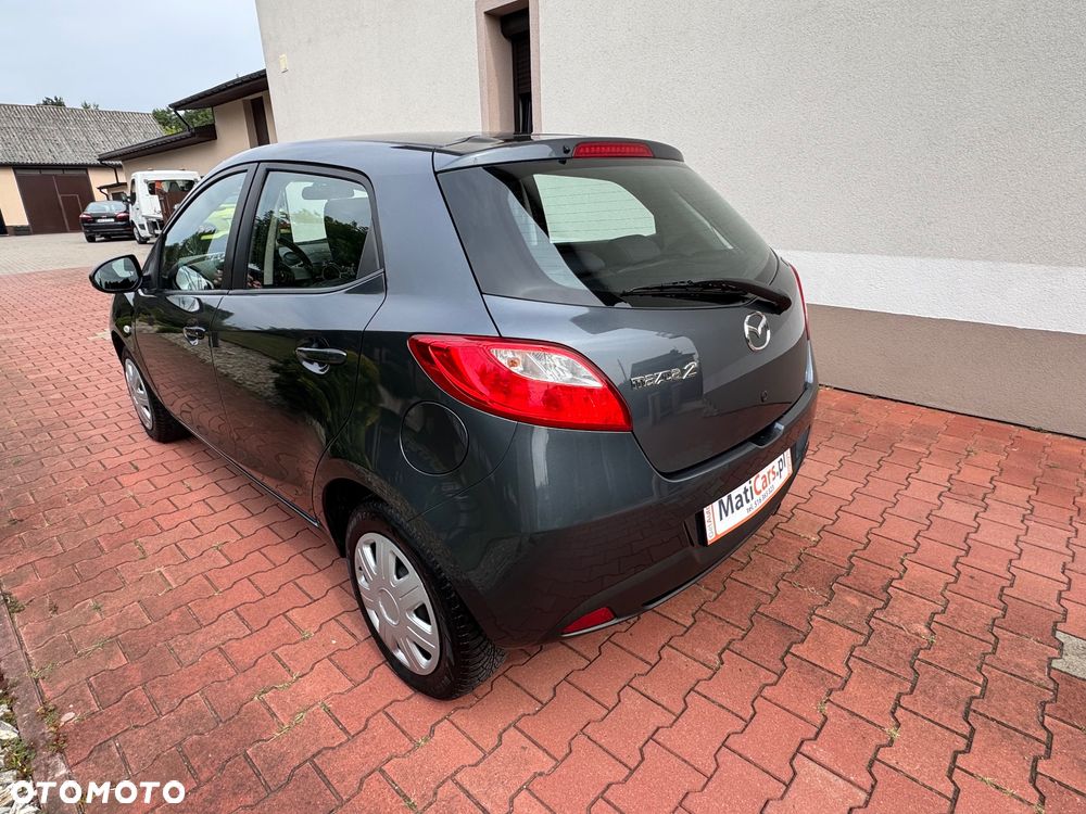 Mazda 2 1.3 Exclusive - 10