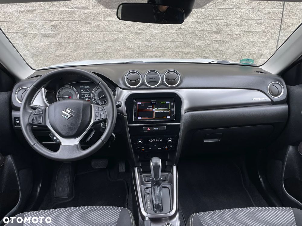 Suzuki Vitara 1.0 Boosterjet Premium 4WD - 13