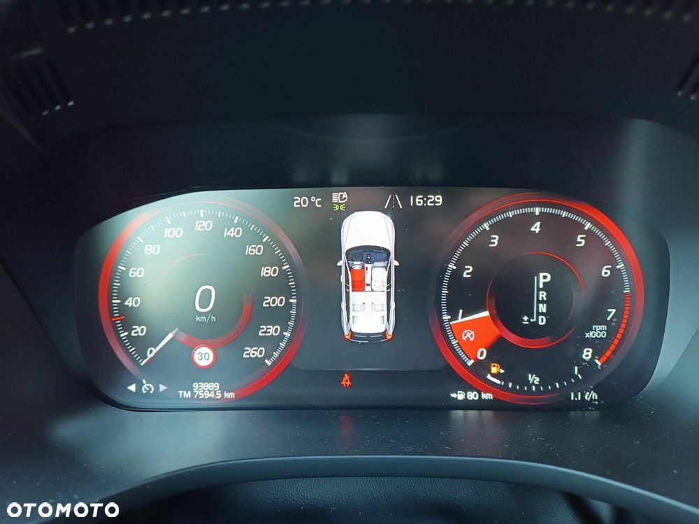 Volvo XC 60 T4 Momentum Pro - 16