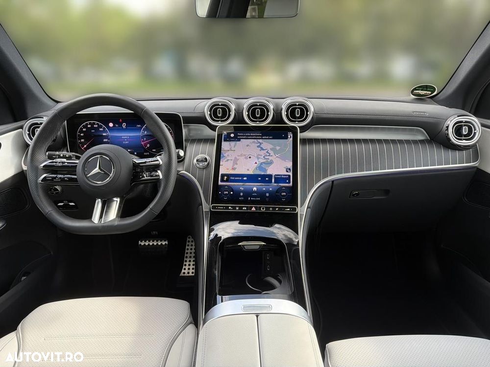 Mercedes-Benz GLC 200 4Matic 9G-TRONIC AMG Line Advanced - 12